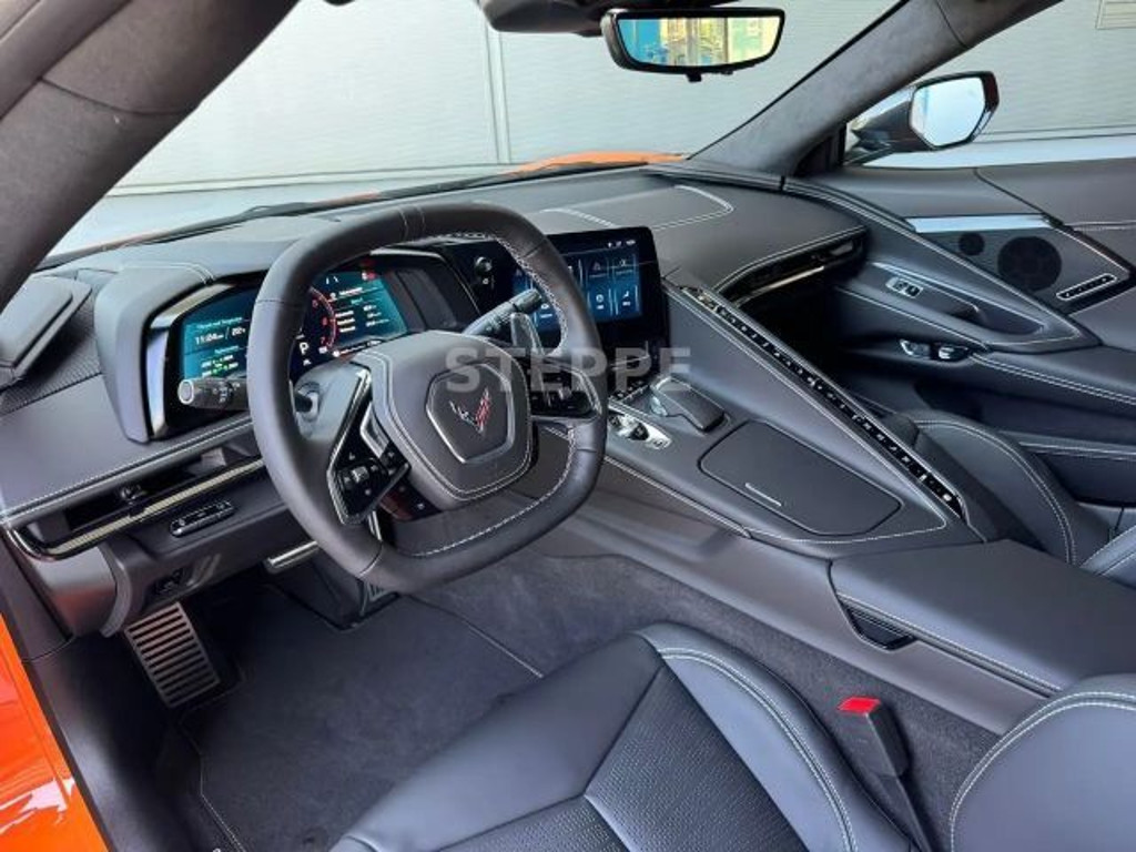 Corvette C8