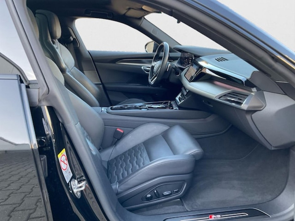 Audi RS e-tron GT