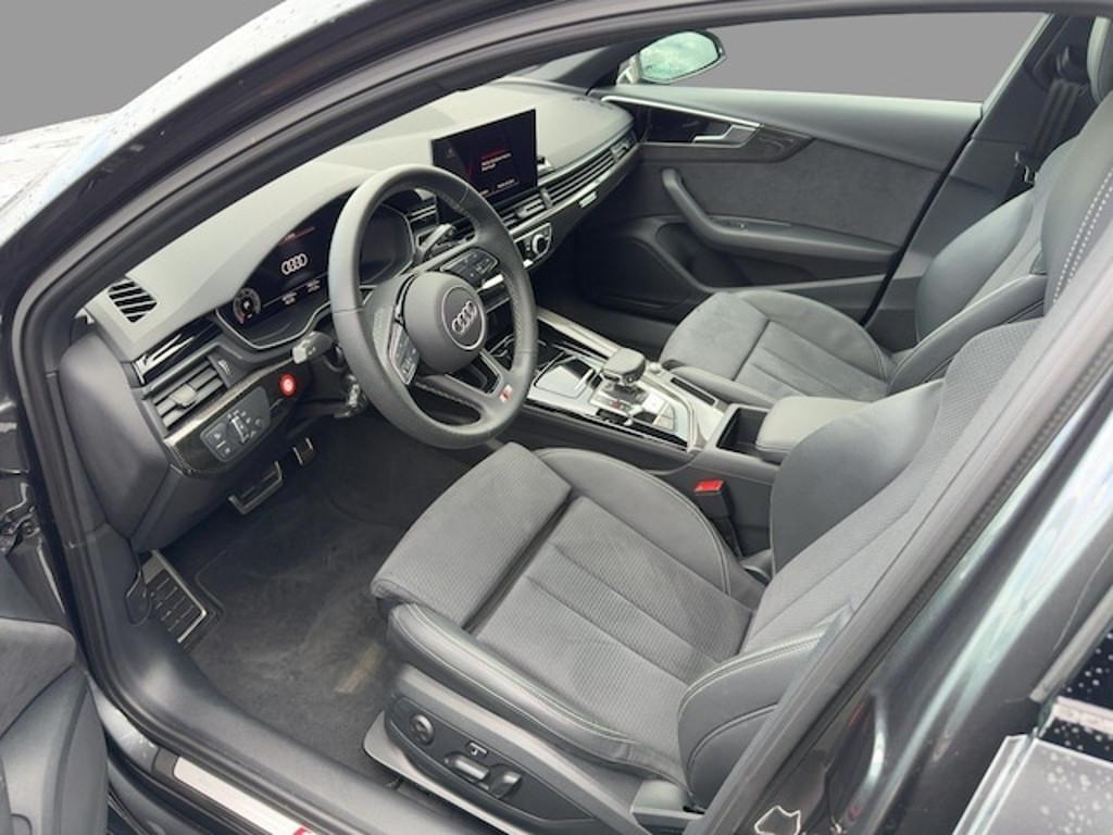 Audi S4