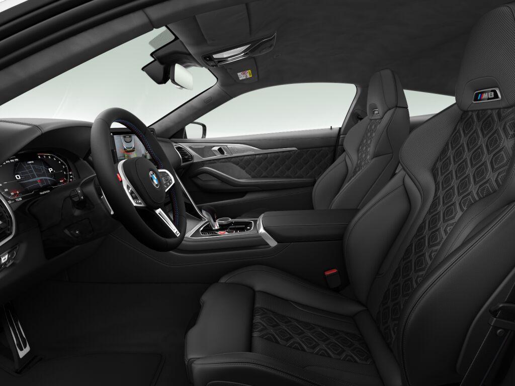 BMW M8