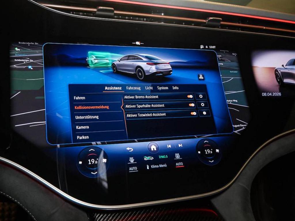 Mercedes-Benz EQS
