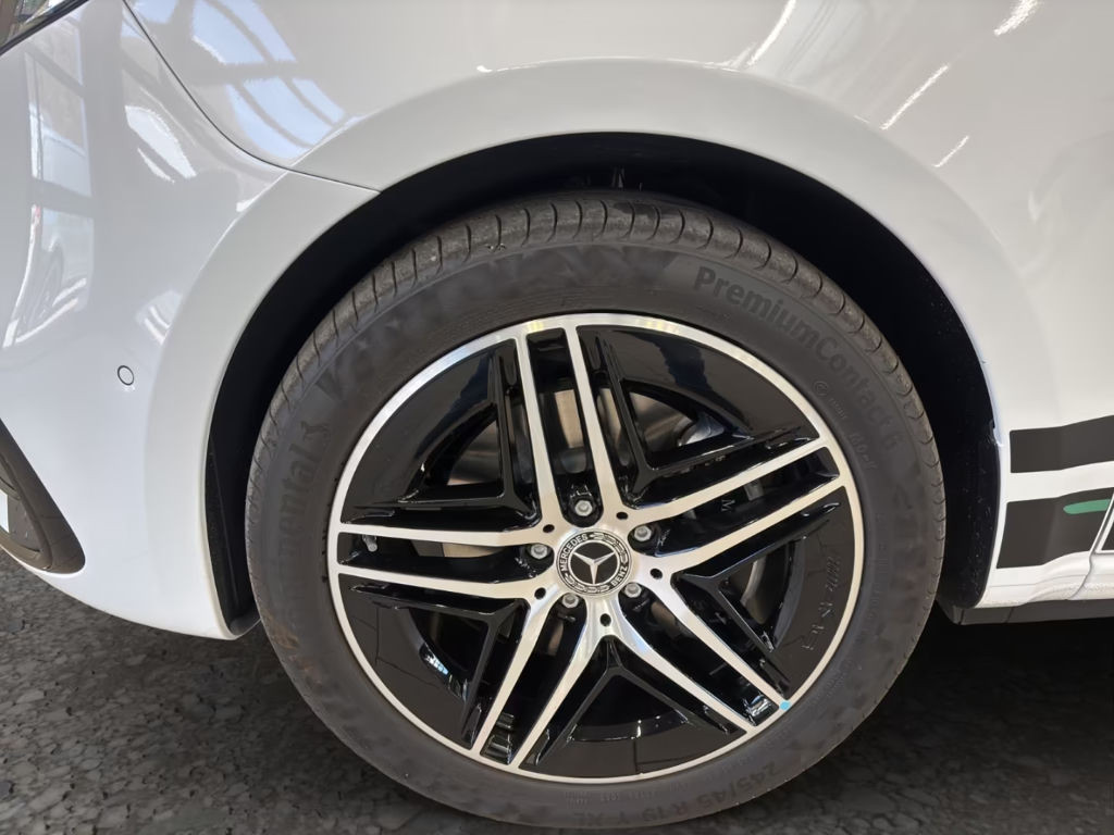 Mercedes-Benz Marco Polo