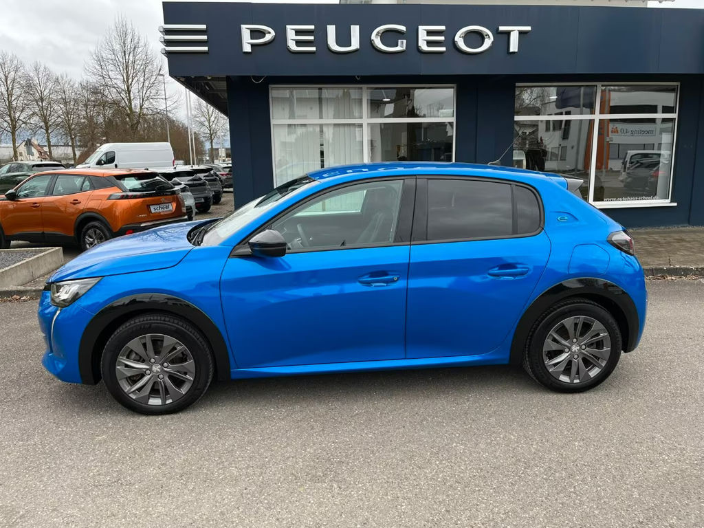 Peugeot e-208
