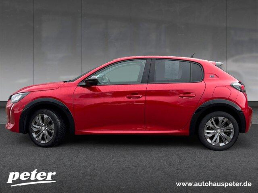Peugeot e-208