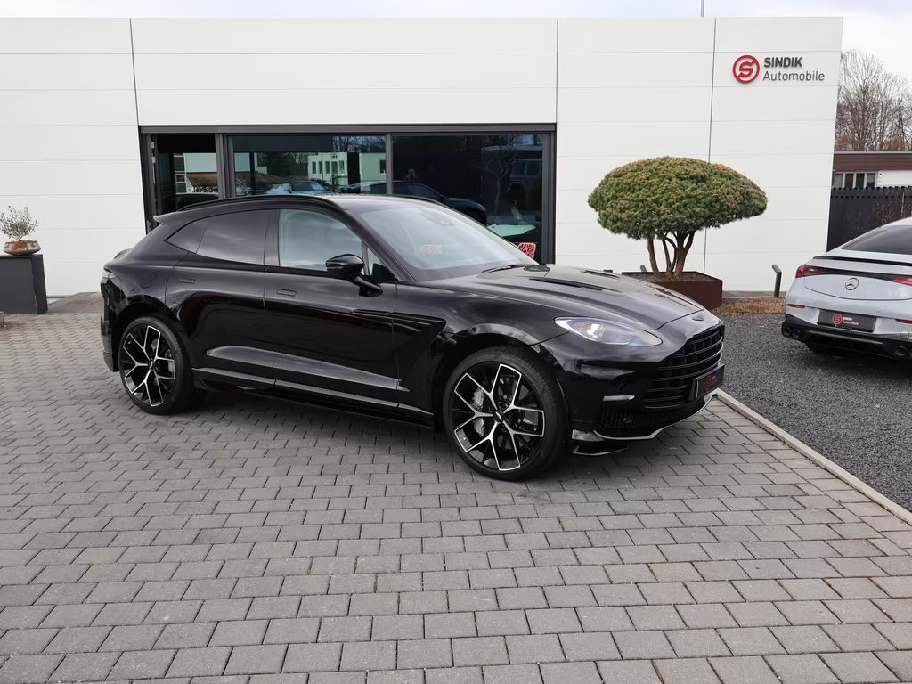 Aston Martin DBX