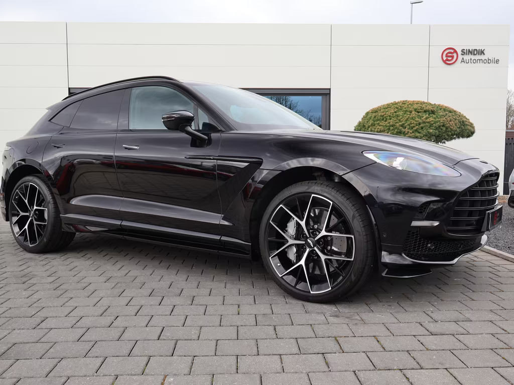 Aston Martin DBX