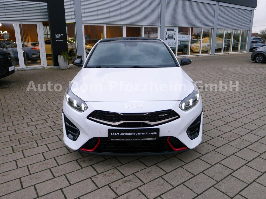 Kia ProCeed
