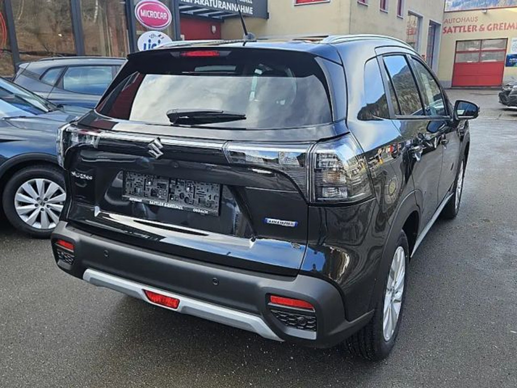 Suzuki S-Cross