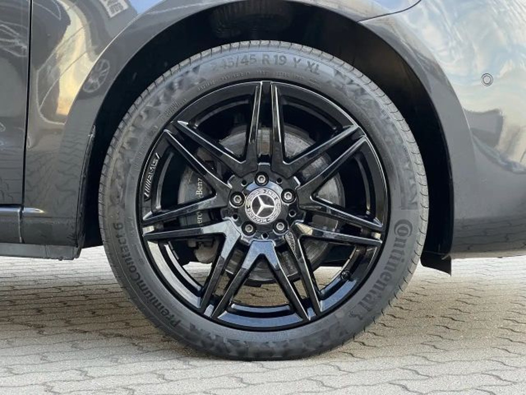 Mercedes-Benz Marco Polo