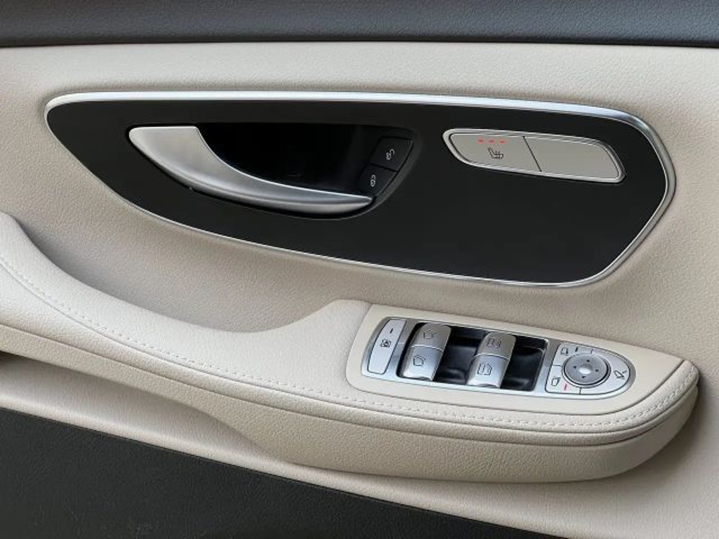 Mercedes-Benz Marco Polo