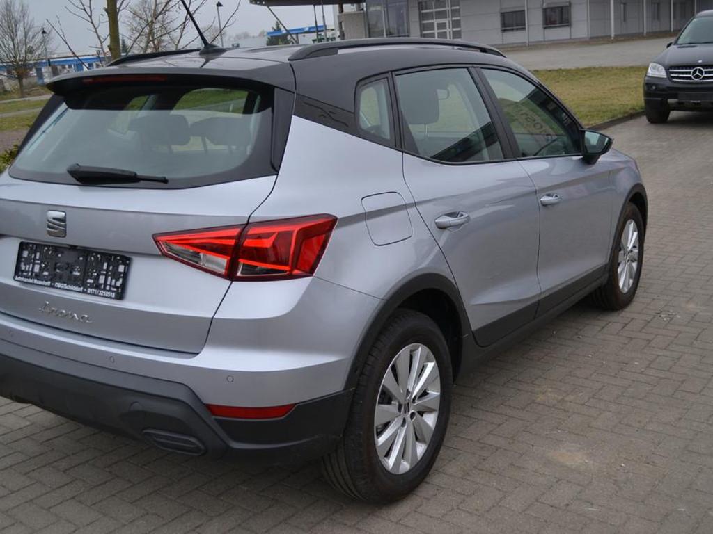 Seat Arona