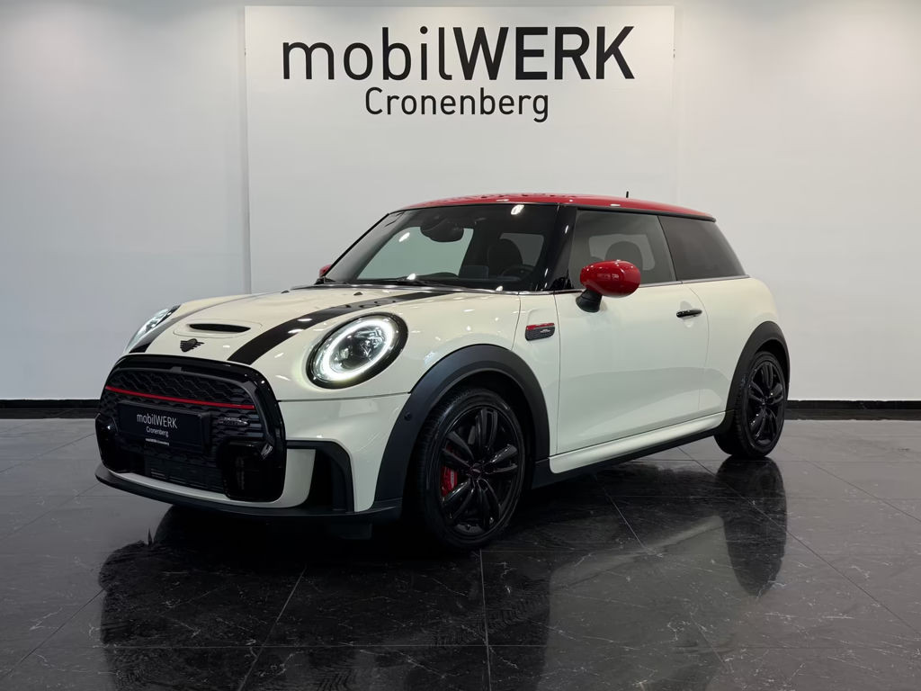 Mini John Cooper Works 2022 Benzine