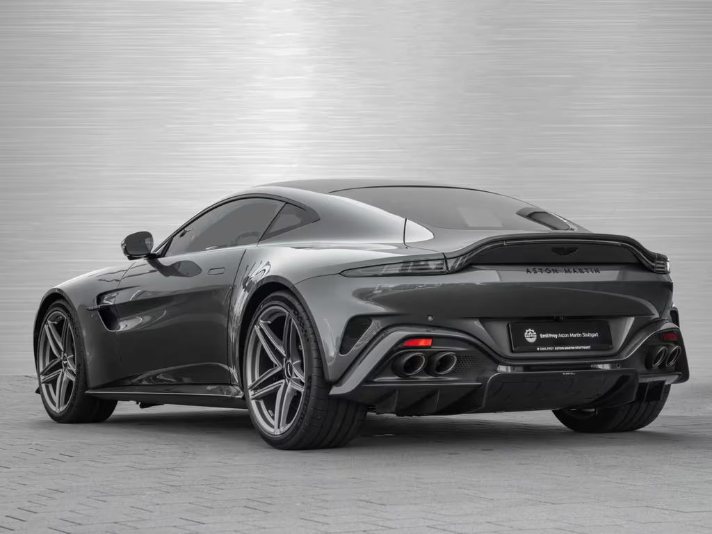 Aston Martin V8 Vantage