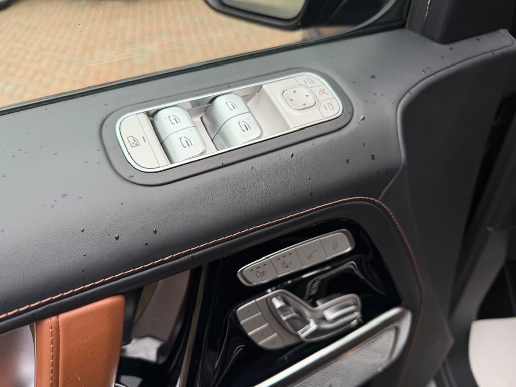 Mercedes-Benz G-Klasse