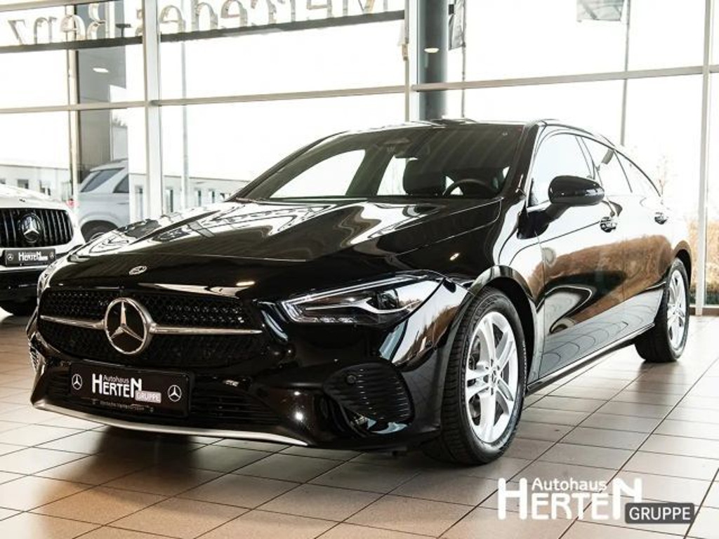 Mercedes-Benz CLA-Klasse 2024 Benzine