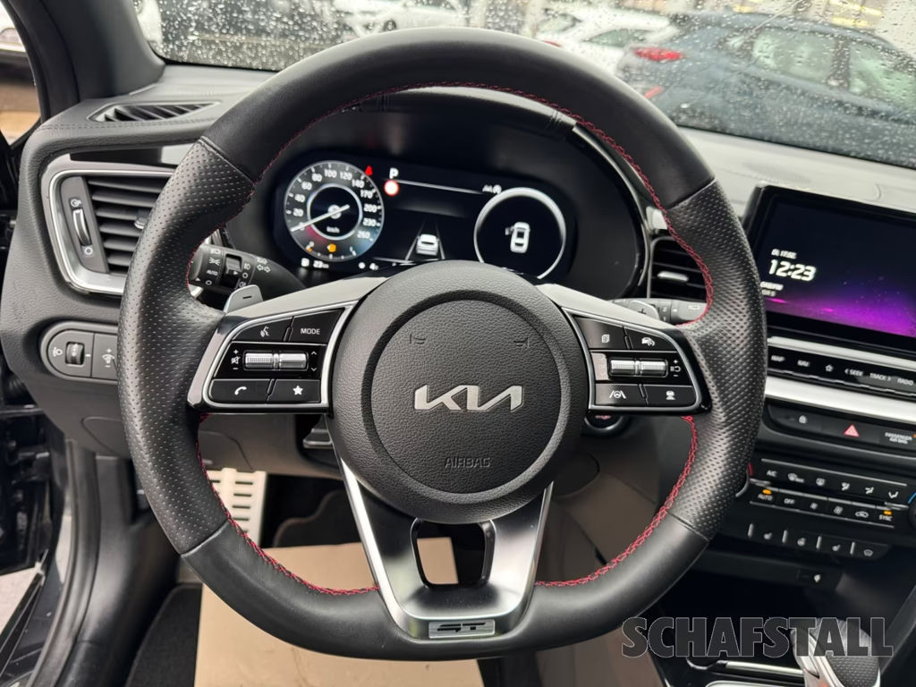 Kia ProCeed