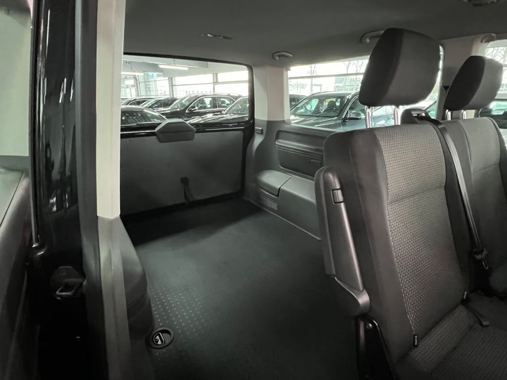 Volkswagen Caravelle