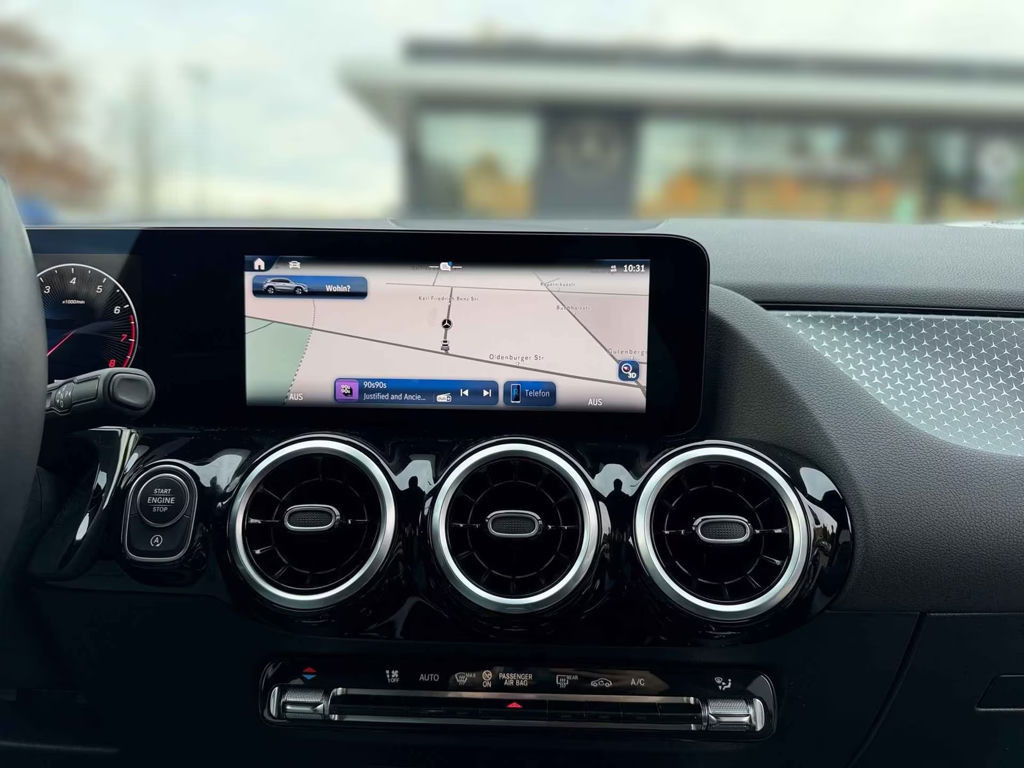 Mercedes-Benz GLA-Klasse