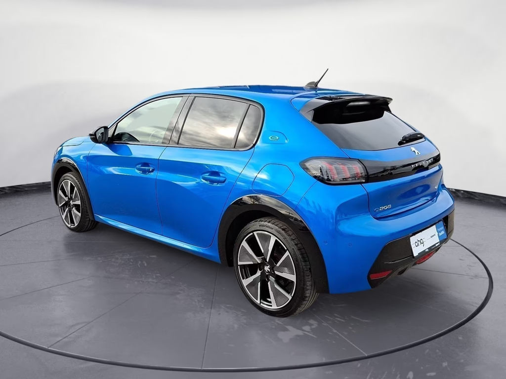 Peugeot e-208