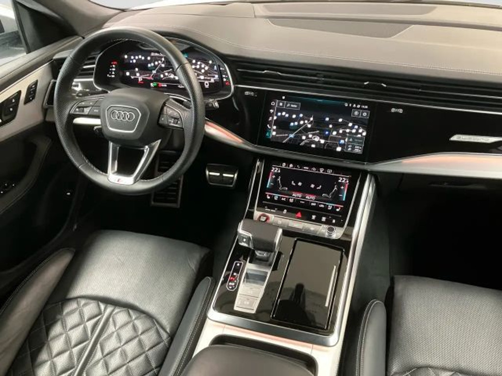 Audi SQ8