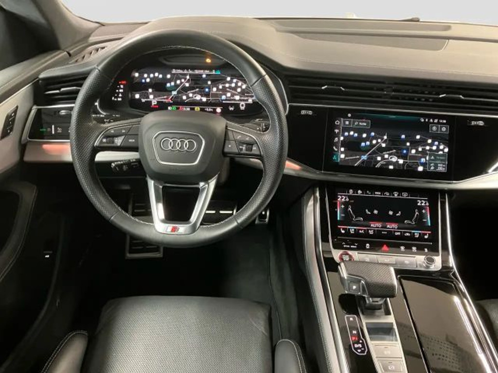 Audi SQ8