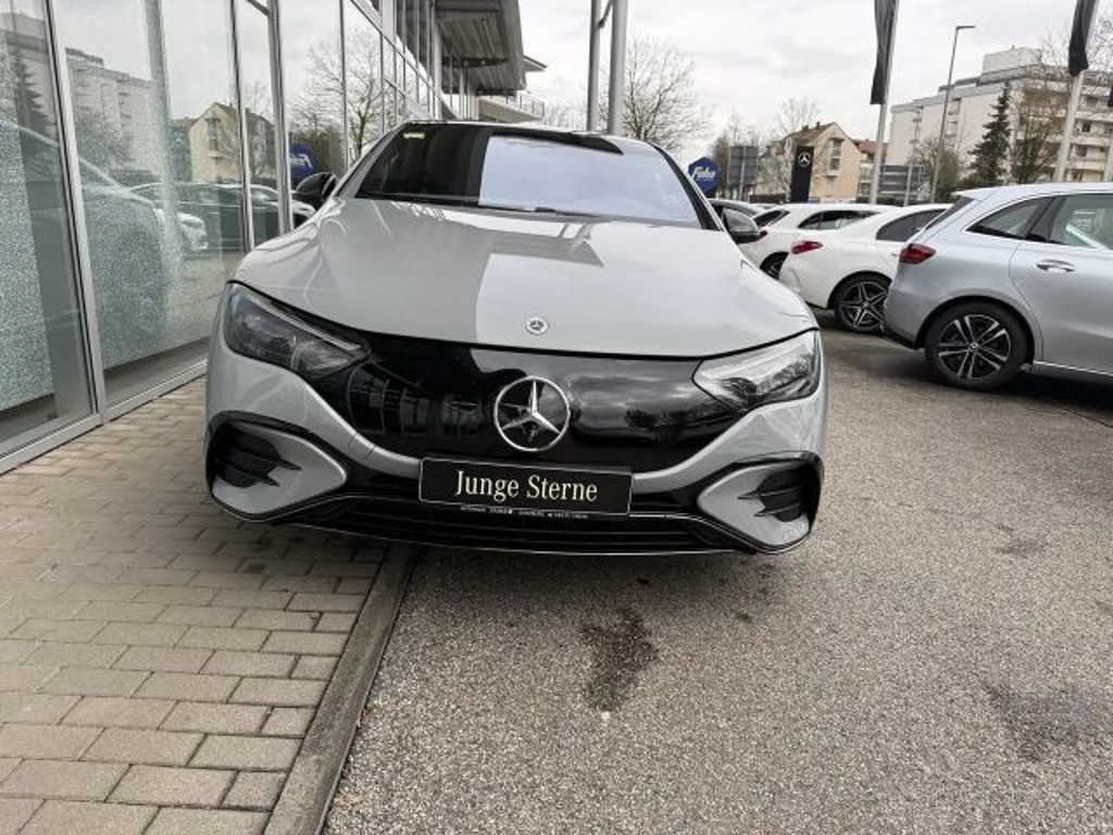 Mercedes-Benz EQE