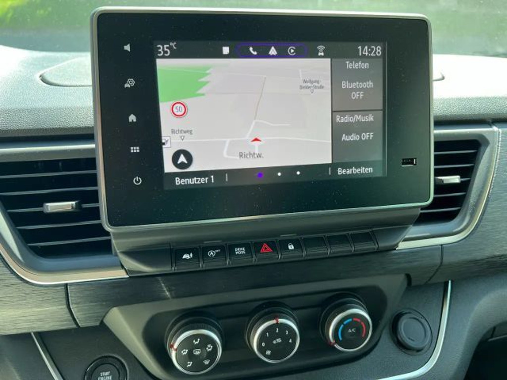 Nissan Primastar