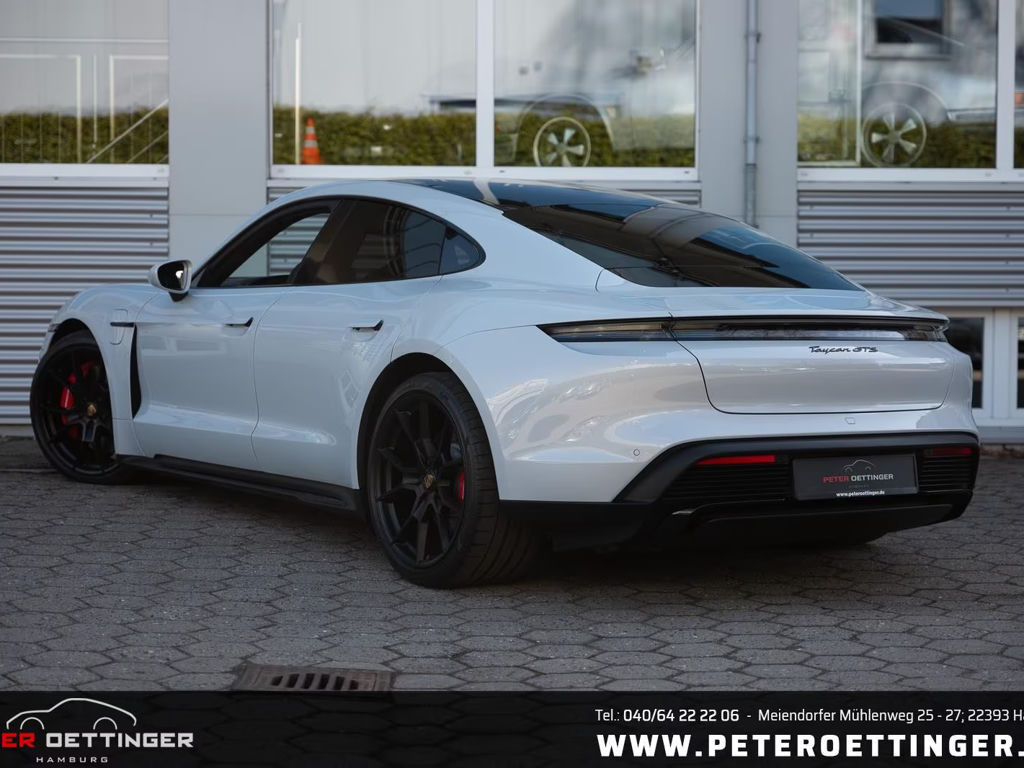 Porsche Taycan