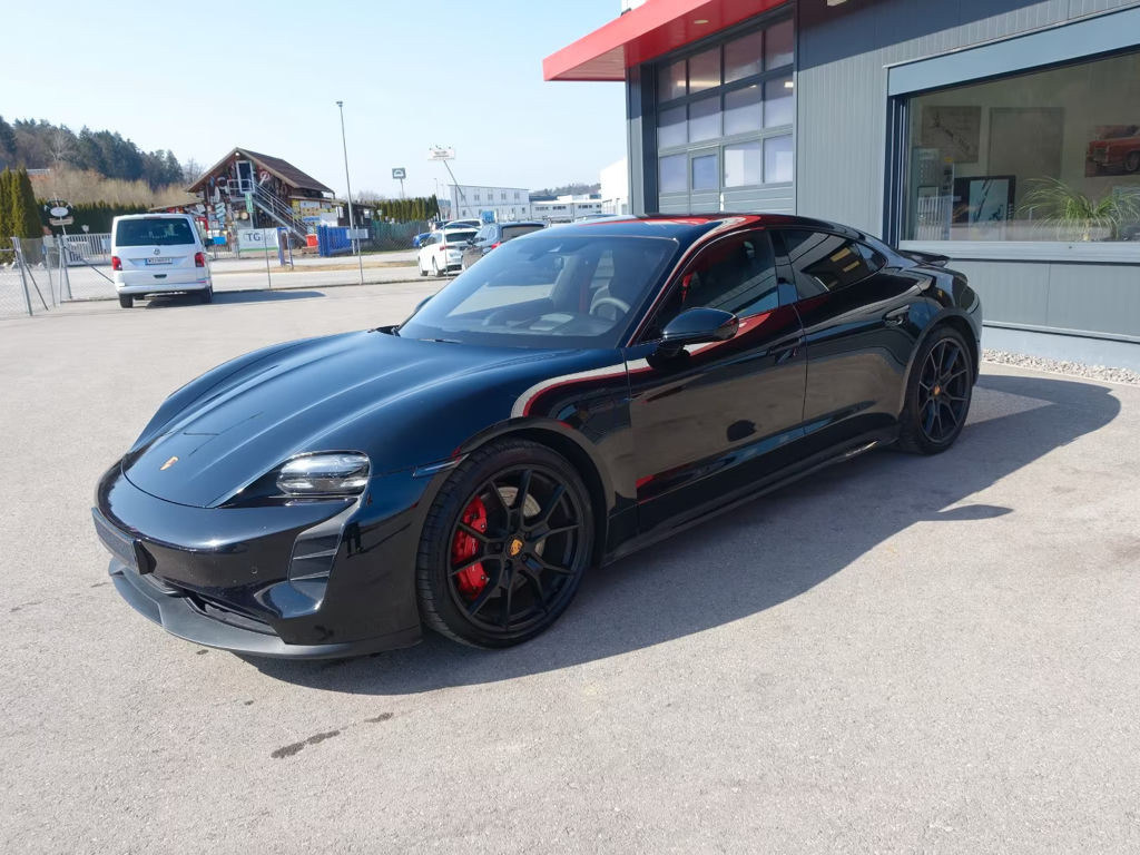 Porsche Taycan