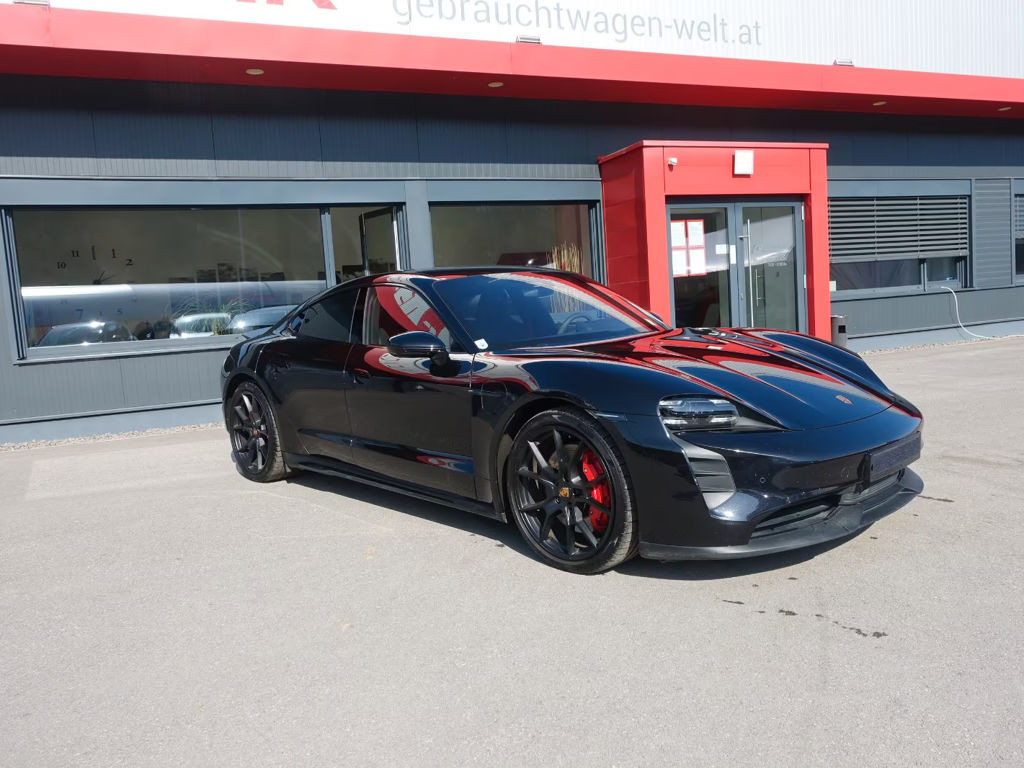 Porsche Taycan