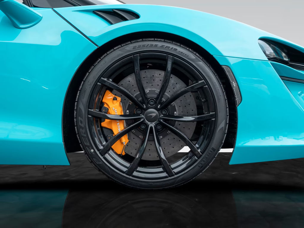 McLaren Artura