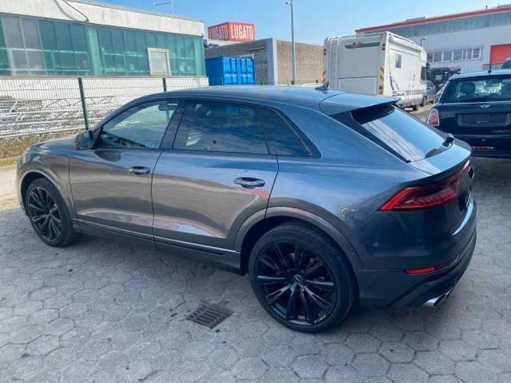 Audi SQ8