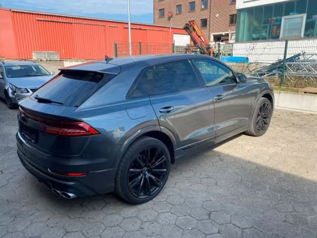 Audi SQ8