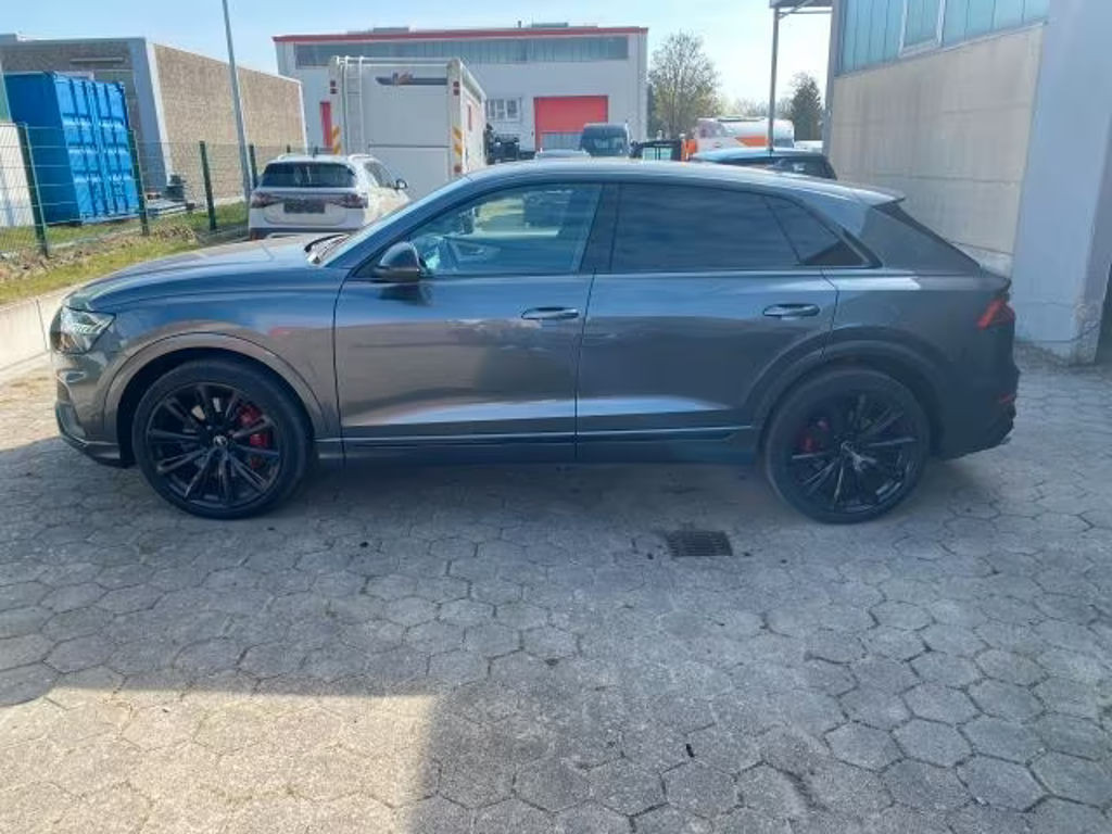 Audi SQ8
