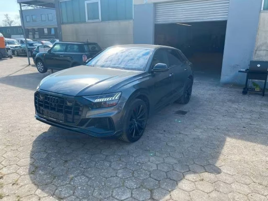 Audi SQ8