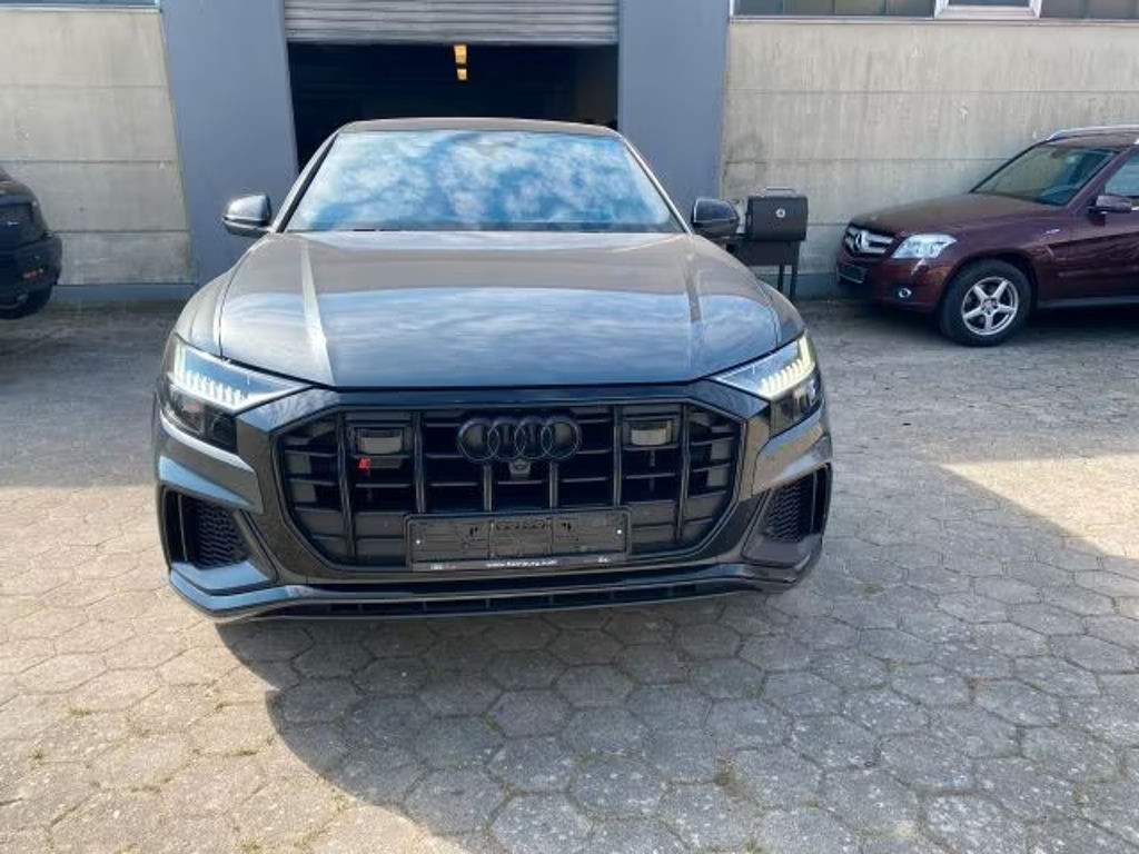 Audi SQ8