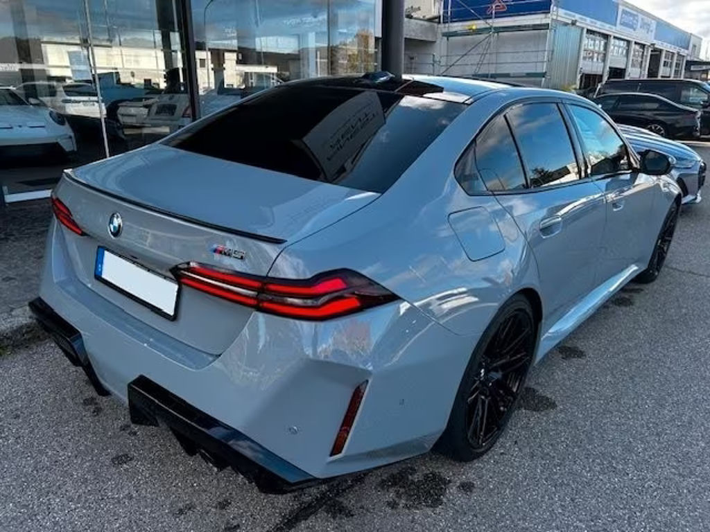 BMW M5