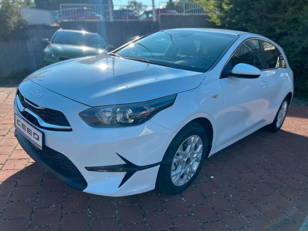 Kia Ceed 2025 Benzine