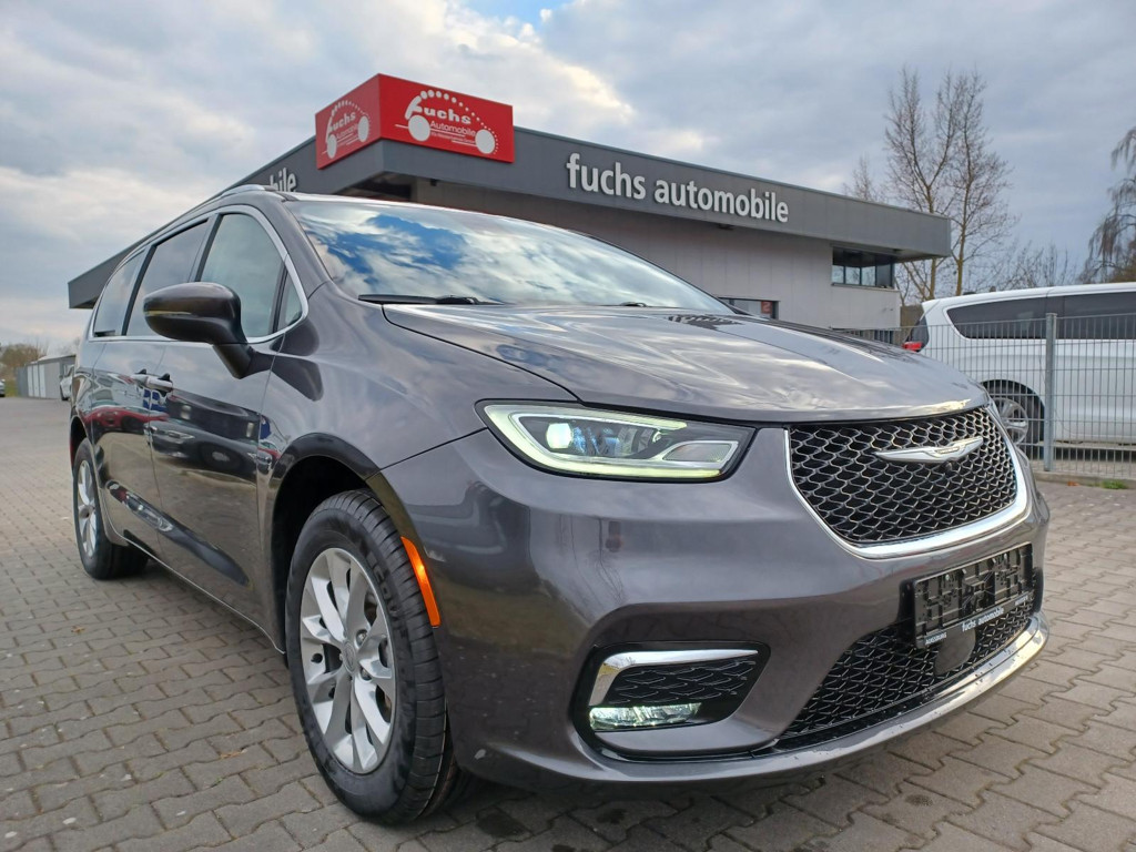 Chrysler Pacifica 2023 Benzine