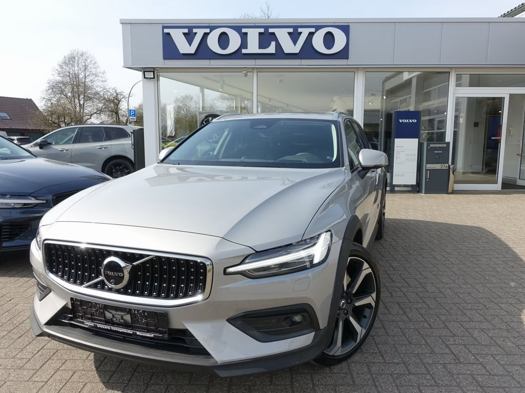 Volvo V90 Cross Country 2024 Benzine