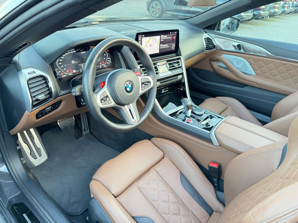BMW M8