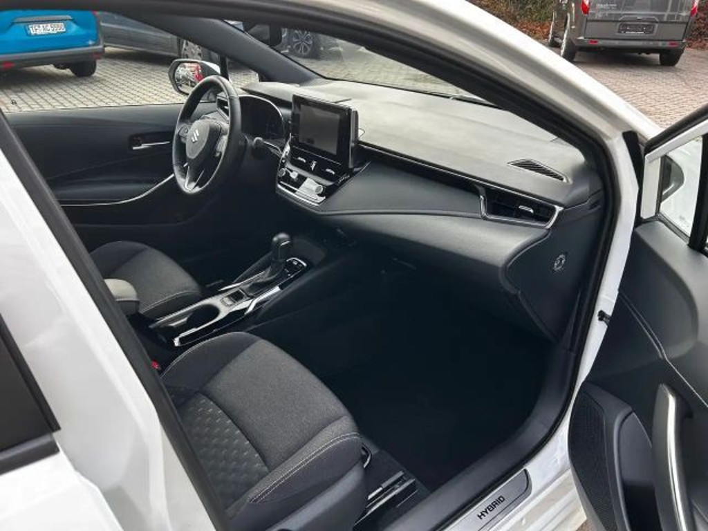 Suzuki Swace