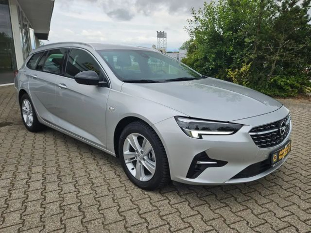 Opel Insignia 2022 Benzine