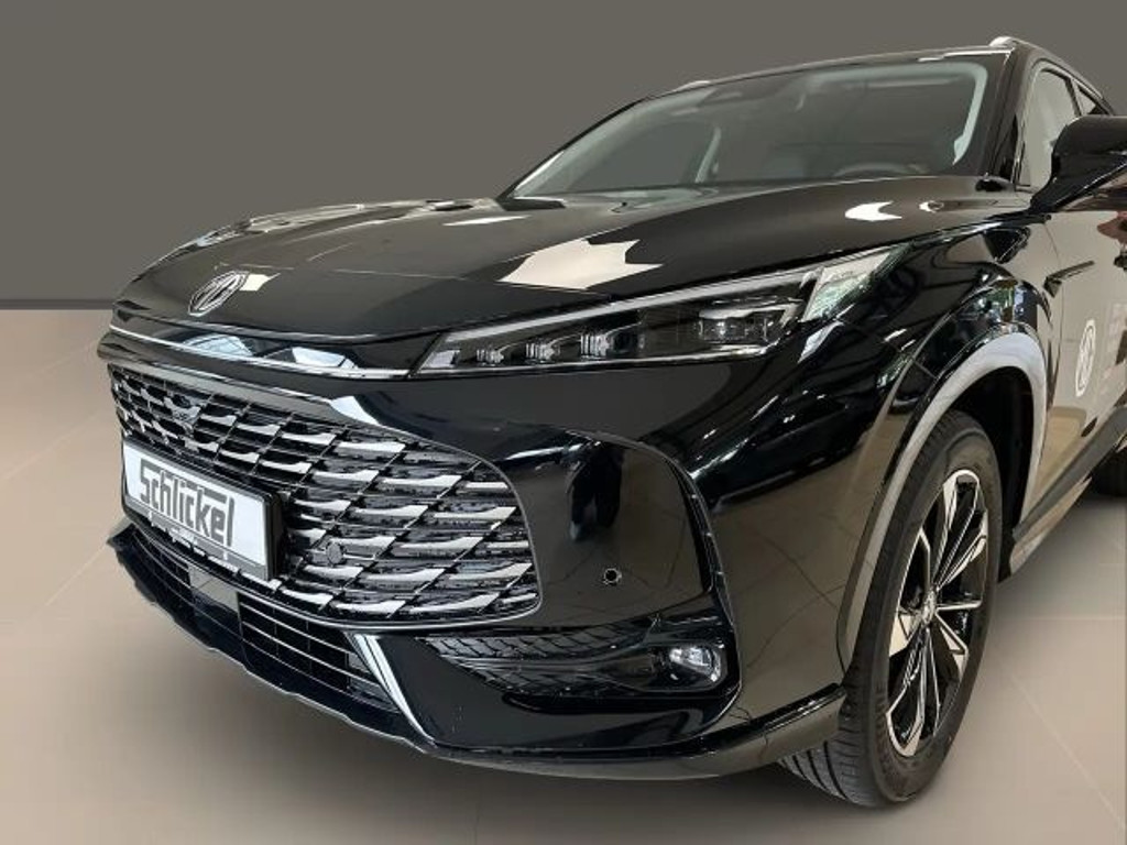 MG HS