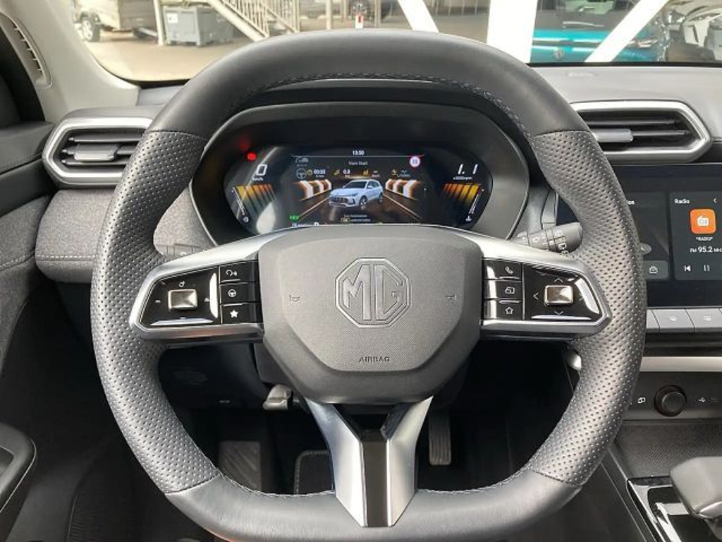 MG ZS