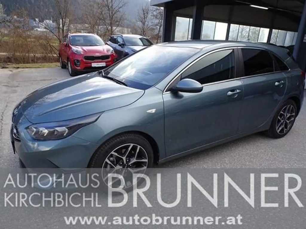 Kia Ceed 2025 Benzine