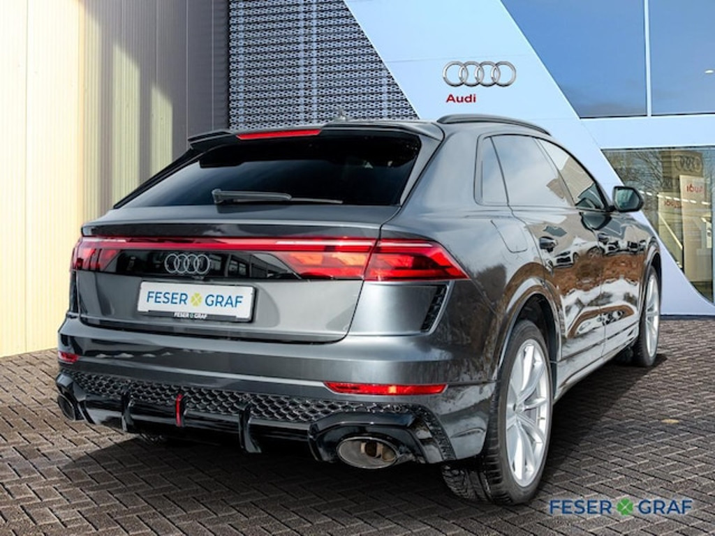 Audi RS Q8