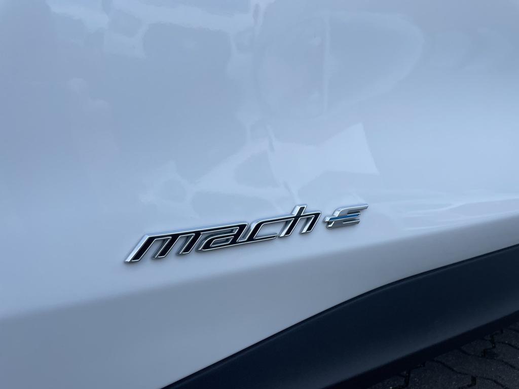 Ford Mustang Mach-E