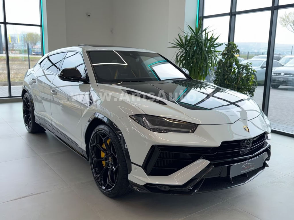 Lamborghini Urus 2025 Benzine