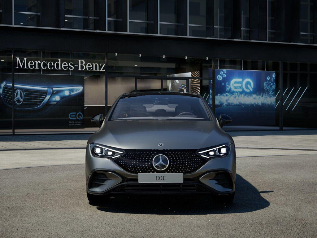 Mercedes-Benz EQE